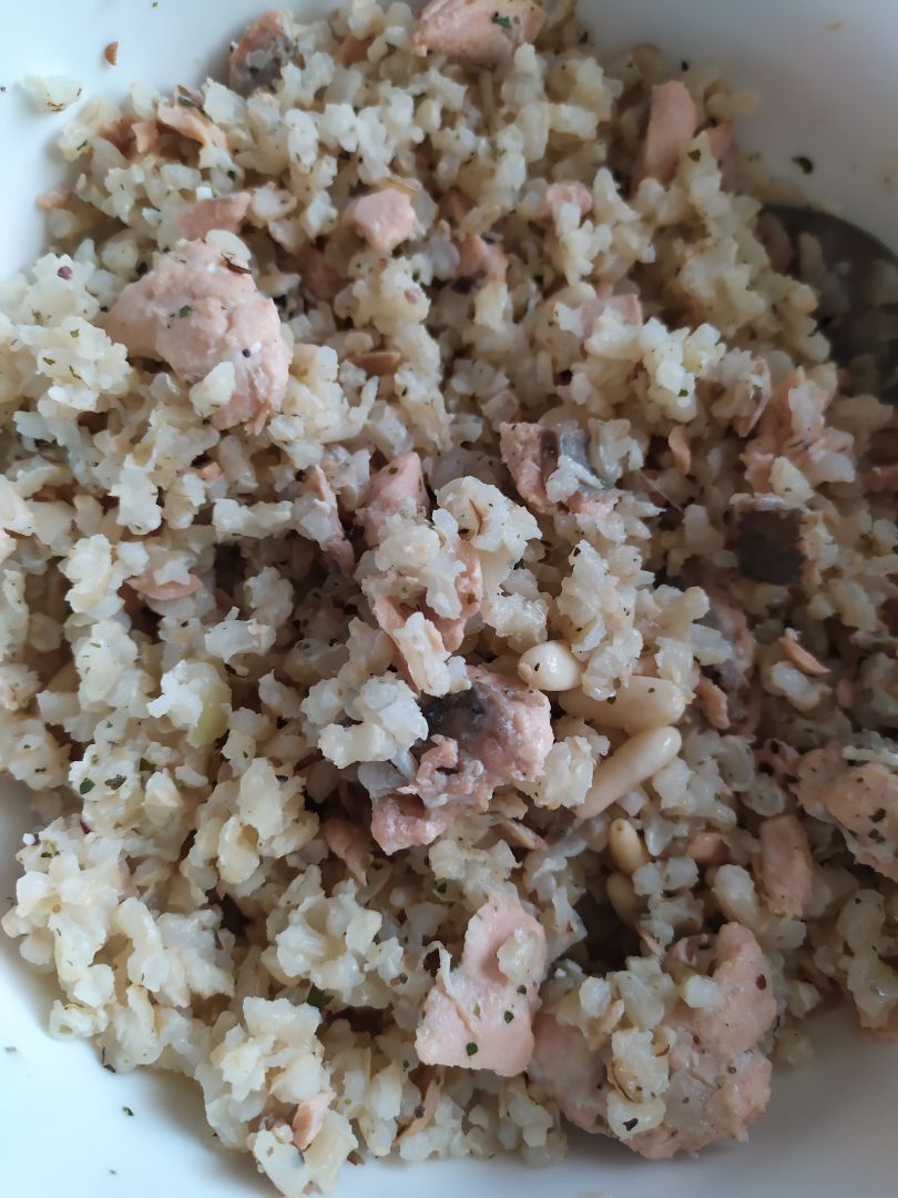 Arroz integral con salmón Arroz integral con salmón
