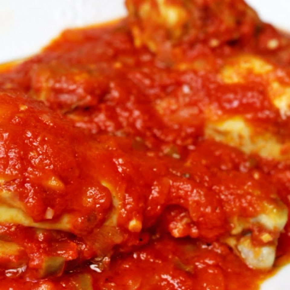 Pollo al horno con pisto y patatas Pollo al horno con pisto y patatas