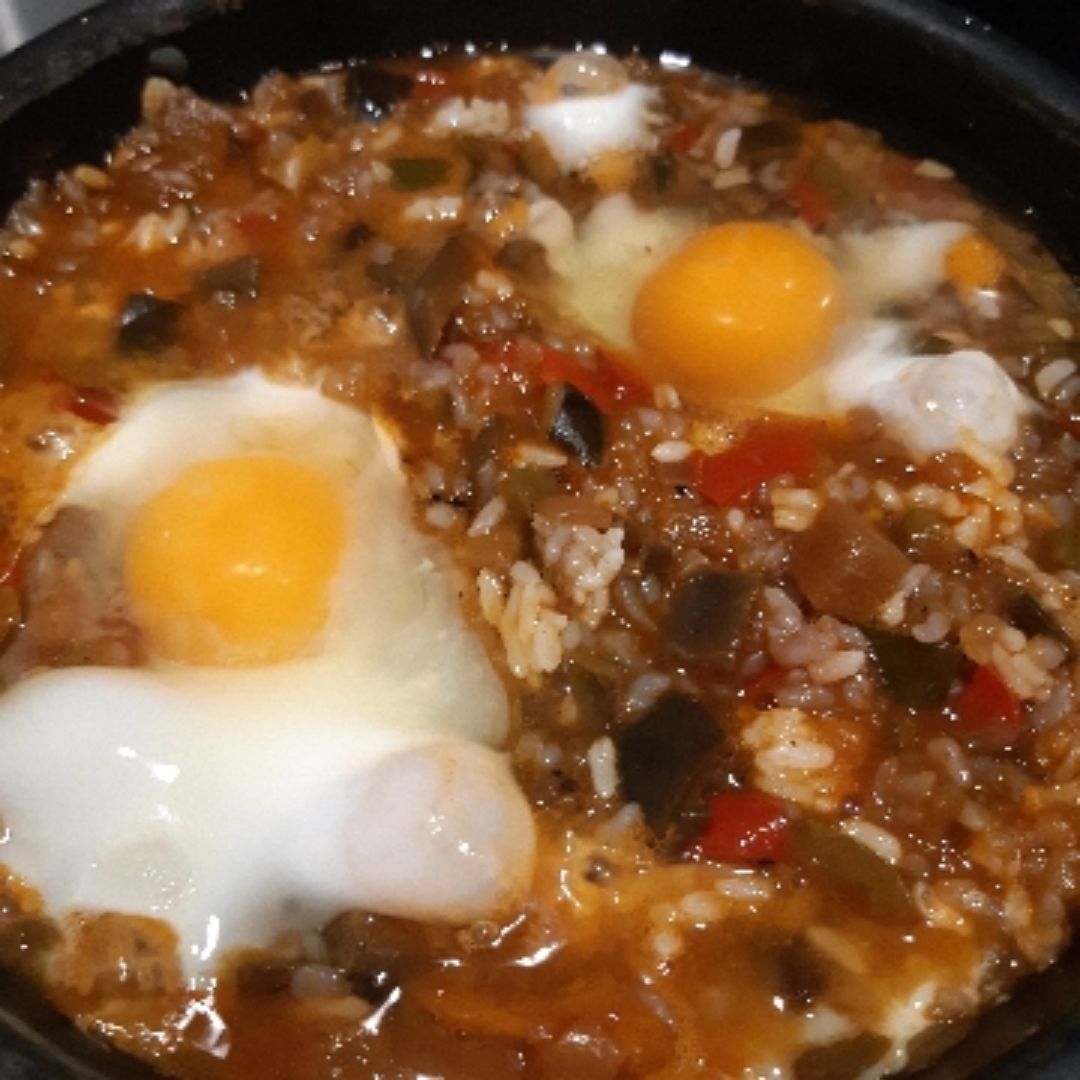 Pisto con arroz y huevos Pisto con arroz y huevos