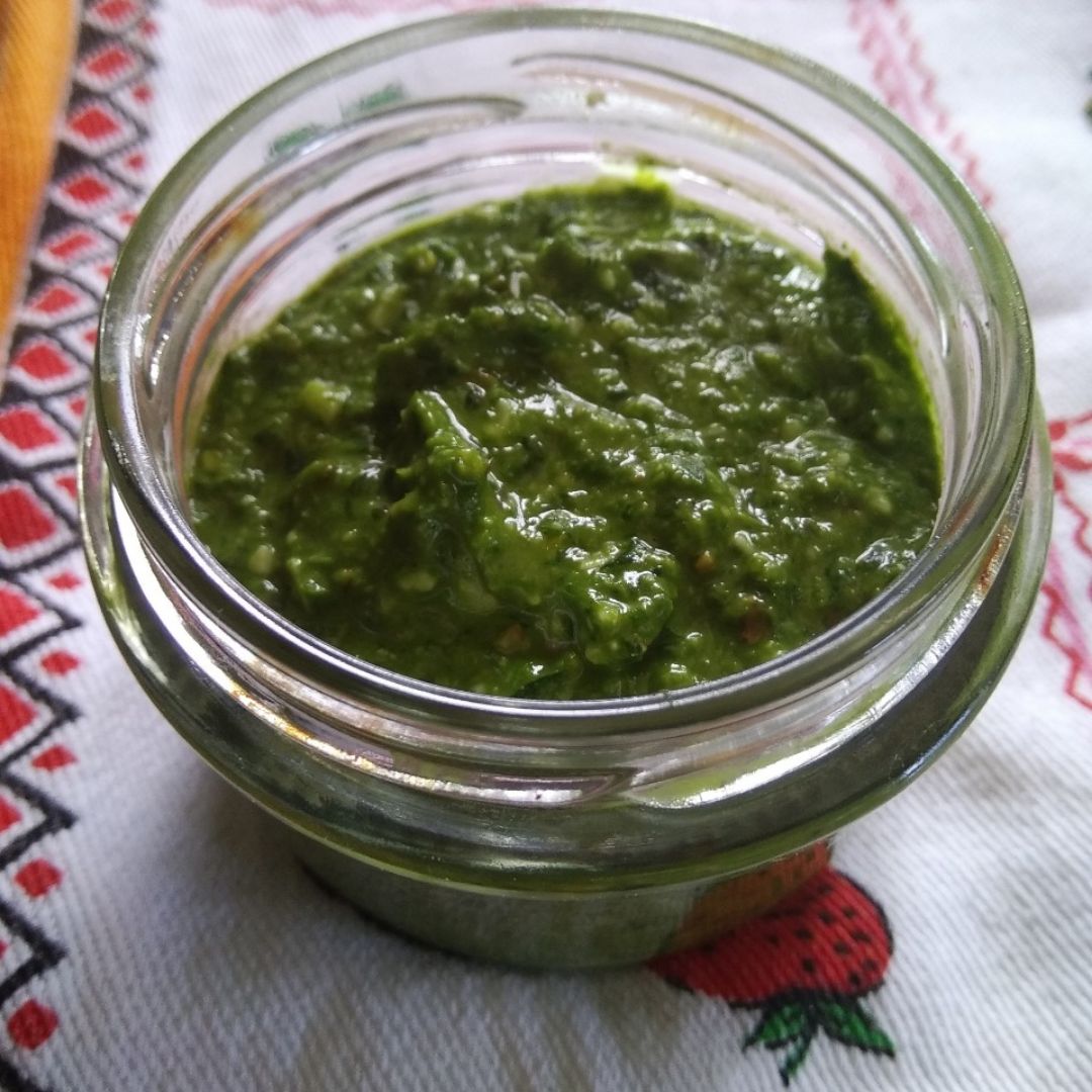 Pesto de pistachos y espinacas Pesto de pistachos y espinacas