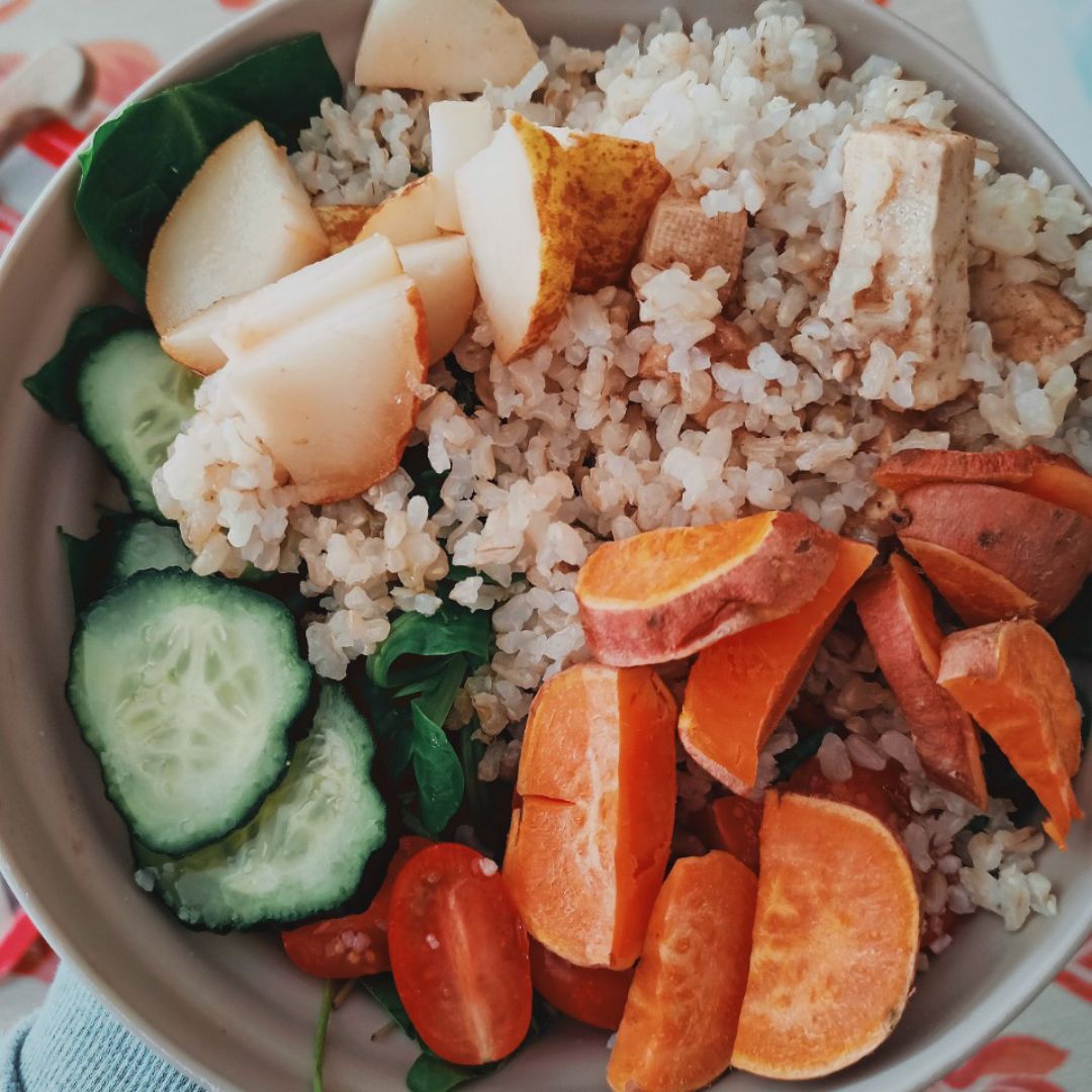 BUDDHA BOWL VEGANO CON TOQUE DULCE BUDDHA BOWL VEGANO CON TOQUE DULCE