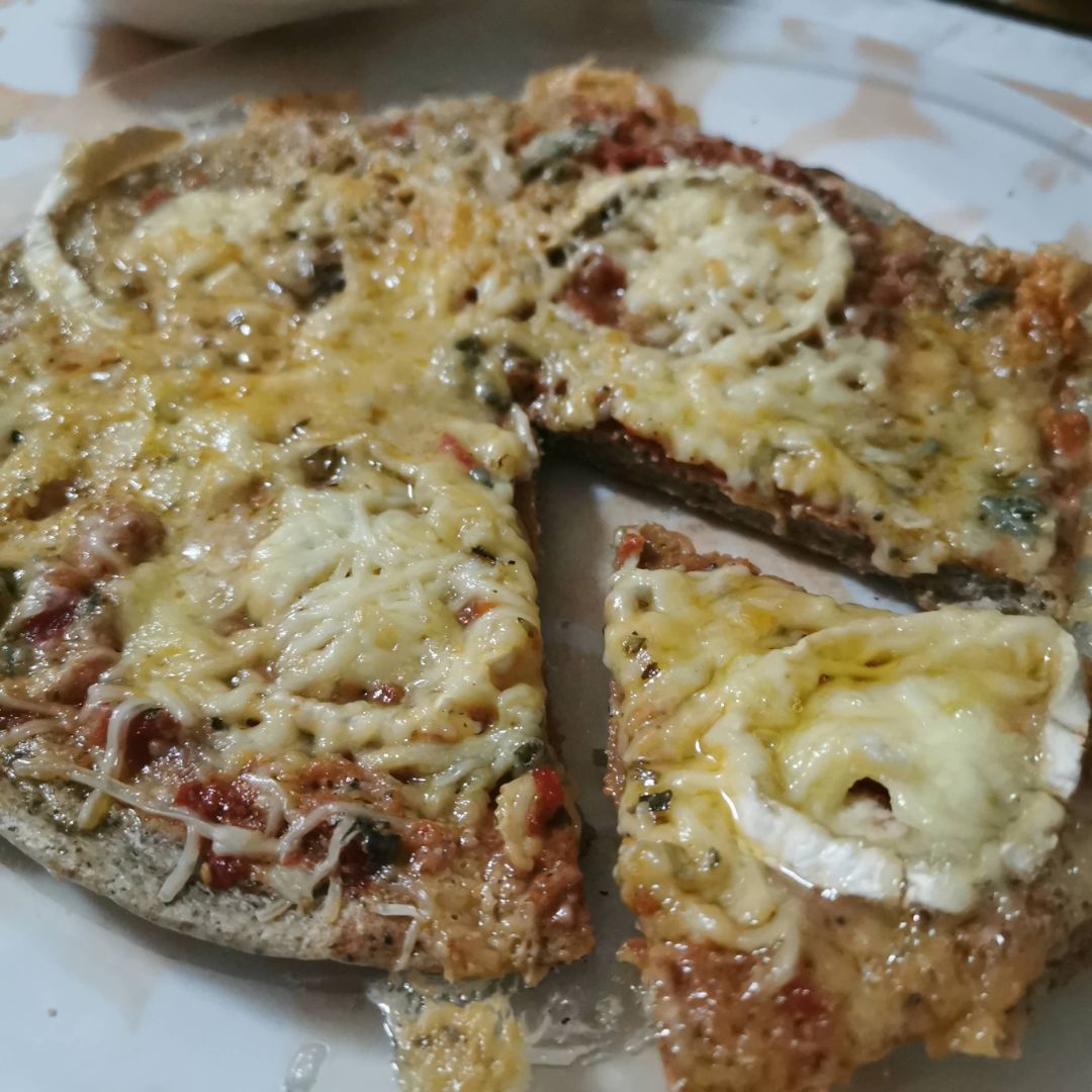 Pizza de espelta y semillas rápida sin amasado 😁 Pizza de espelta y semillas rápida sin amasado 😁