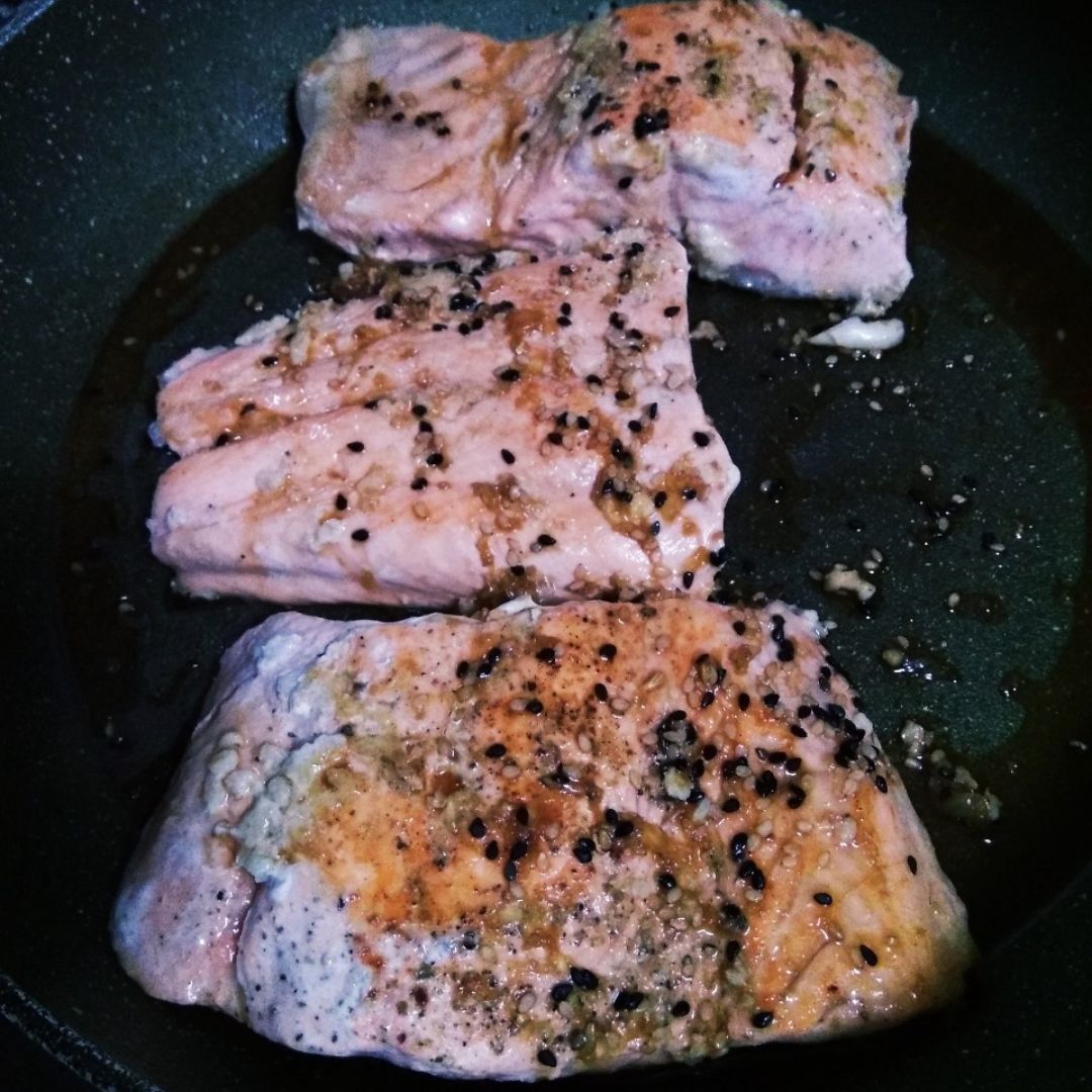 Salmón en salsa de soja Salmón en salsa de soja