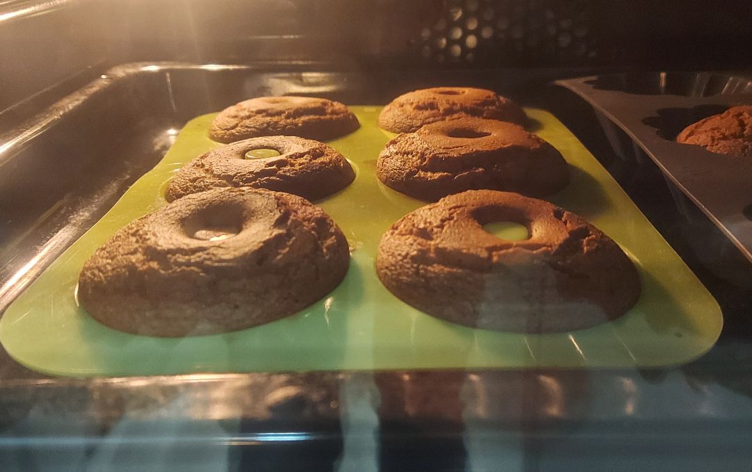 Donuts de Cacao, calabaza y manzana Paso 4 Donuts de Cacao, calabaza y manzana Paso 4