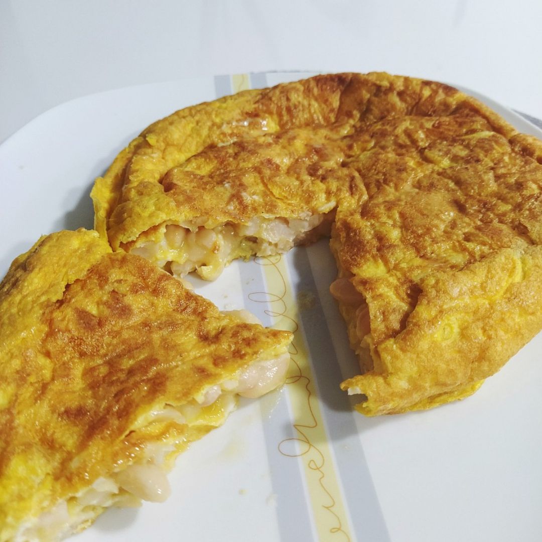 Tortilla de alubias y queso de cabra Tortilla de alubias y queso de cabra