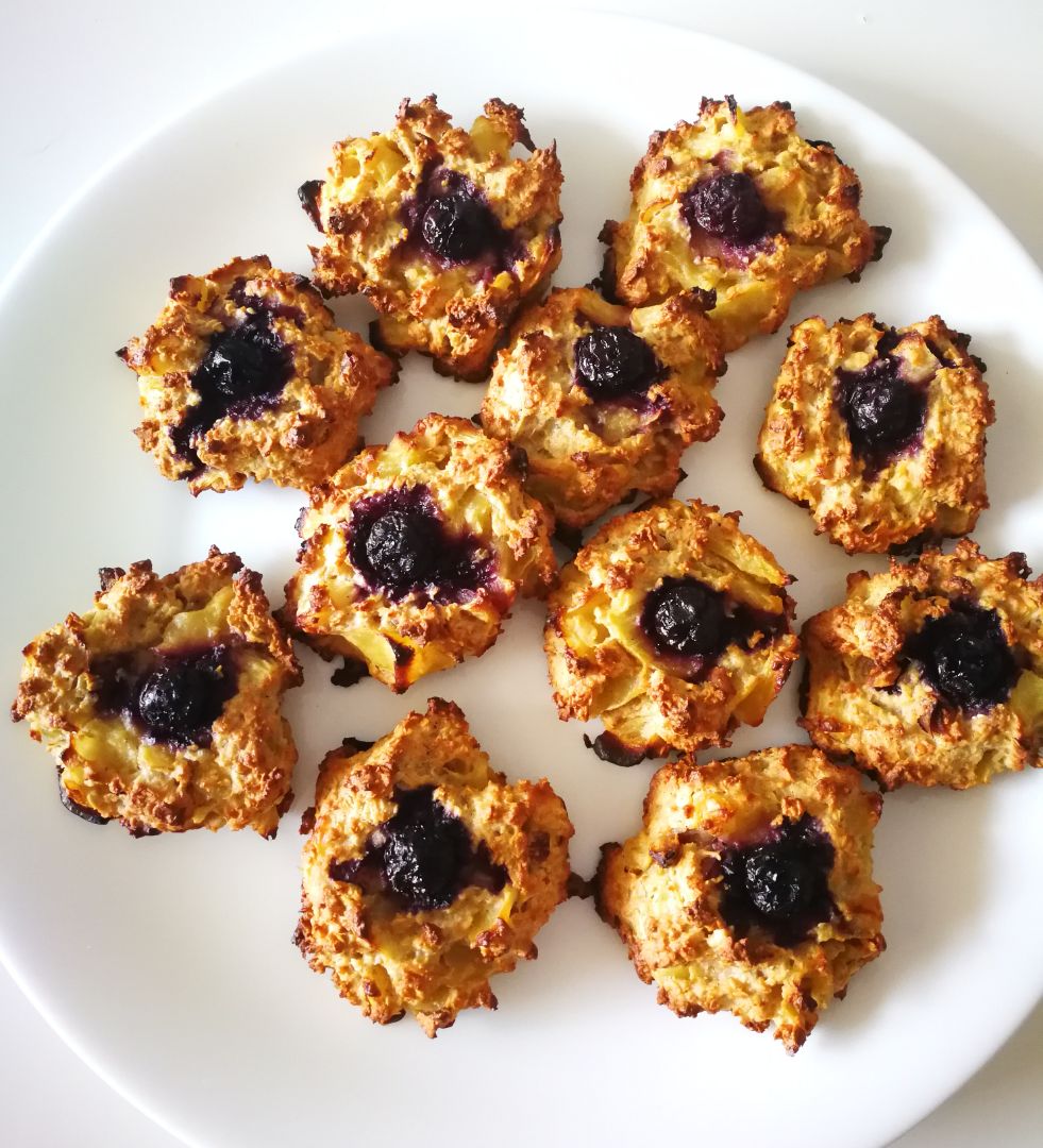 Galletas de manzana y  avena con arándanos. 
