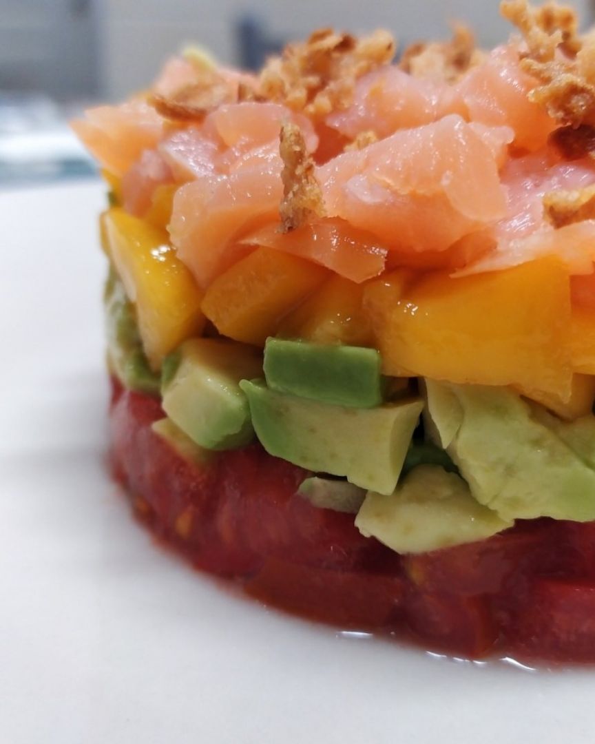 Tartar de salmón