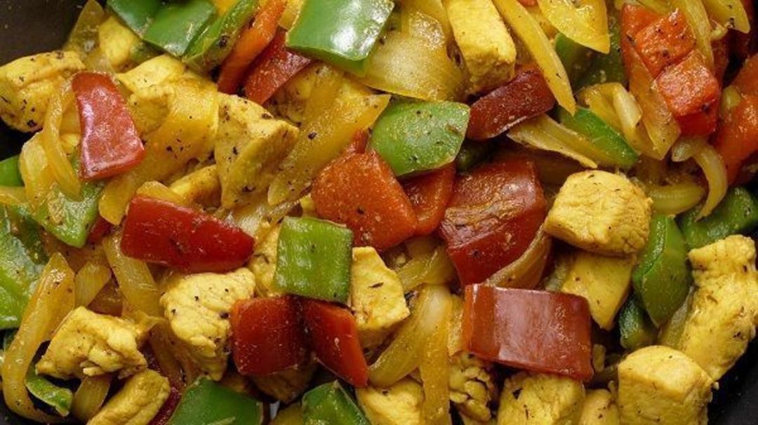 Salteado de pollo con verduras