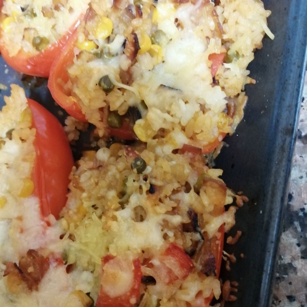 Pimientos rellenos arroz y verdura Pimientos rellenos arroz y verdura