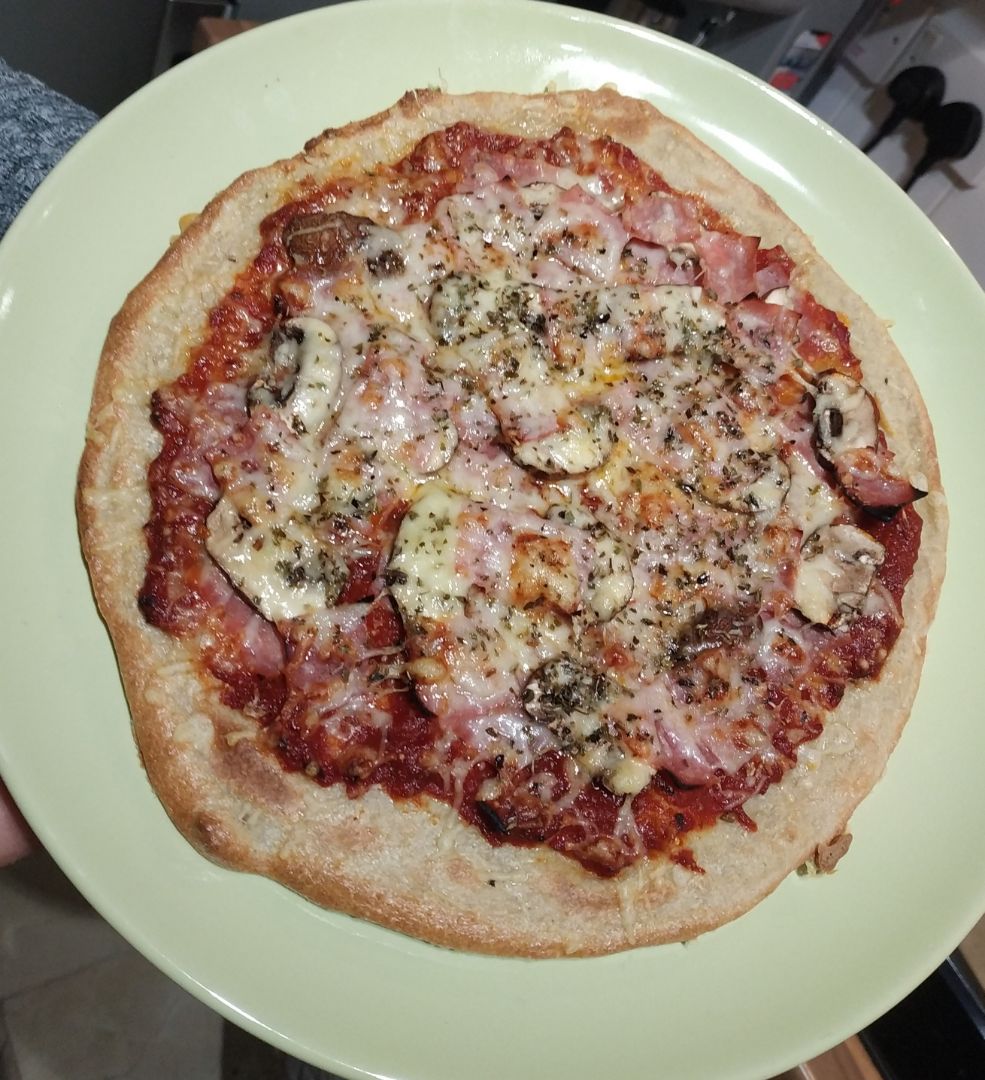 🍕 con base de quinoa (receta de @chefbosquet) 🍕 con base de quinoa (receta de @chefbosquet)