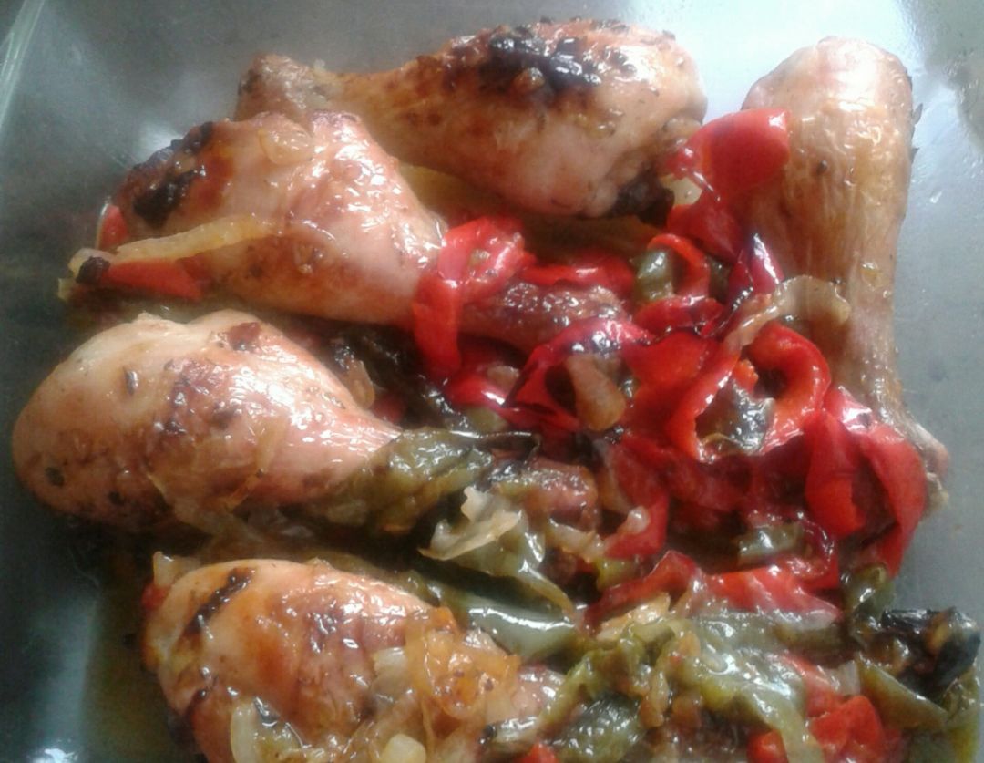 Pollo al horno con verduras Pollo al horno con verduras