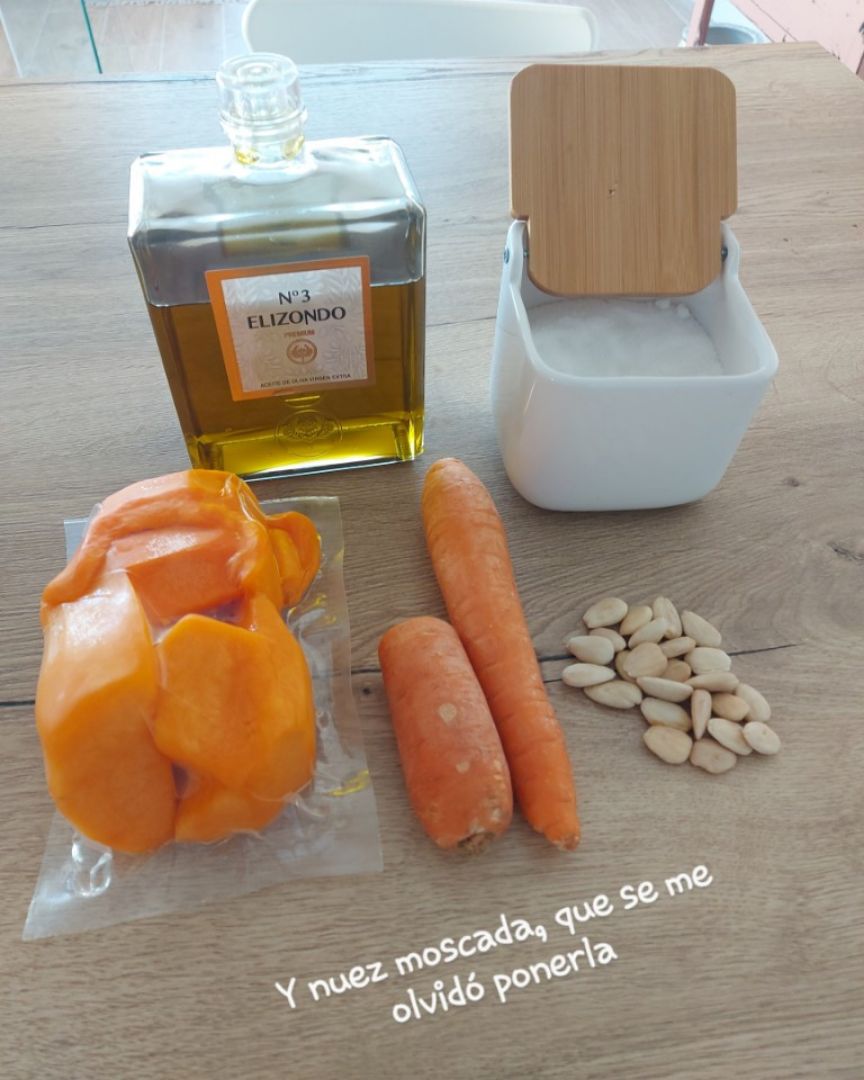 🥕CREMA DE CALABAZA, ZANAHORIA Y ALMENDRAS🥕 Paso 0 🥕CREMA DE CALABAZA, ZANAHORIA Y ALMENDRAS🥕 Paso 0
