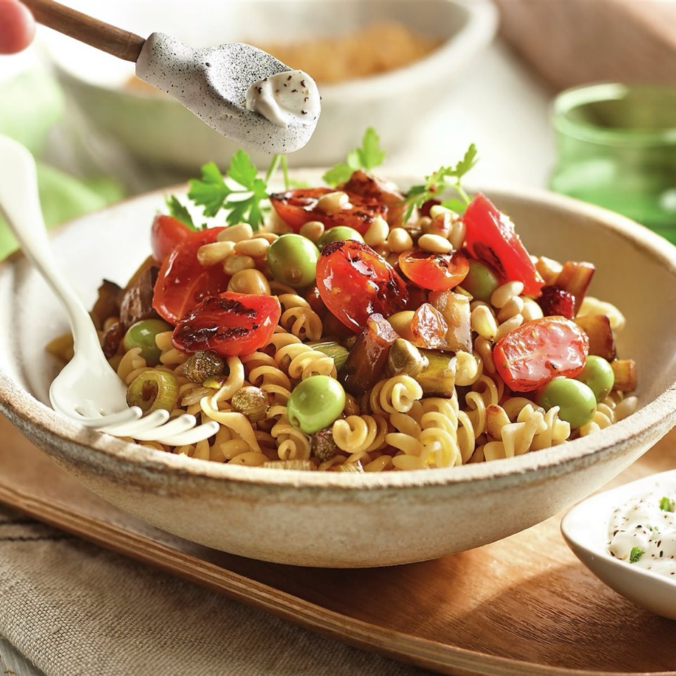 Ensalada de pasta de garbanzo Ensalada de pasta de garbanzo