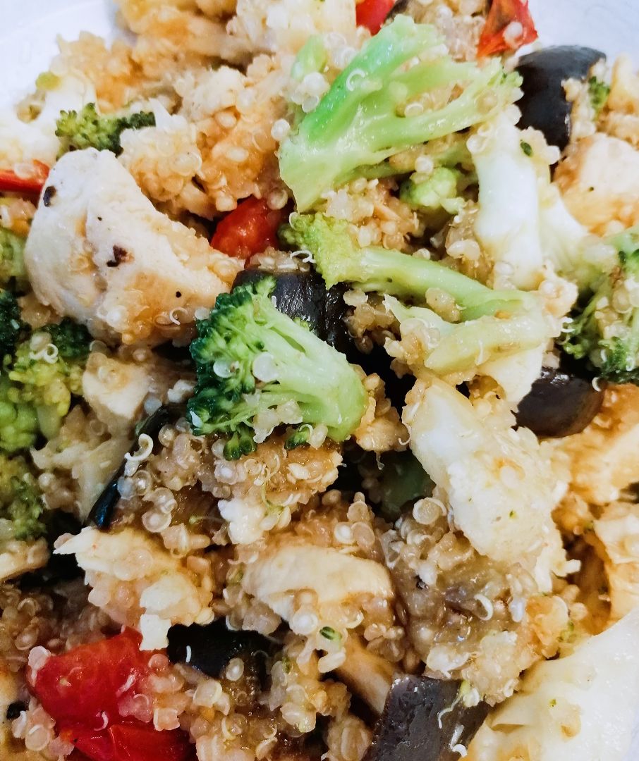 Quinoa bowl Quinoa bowl