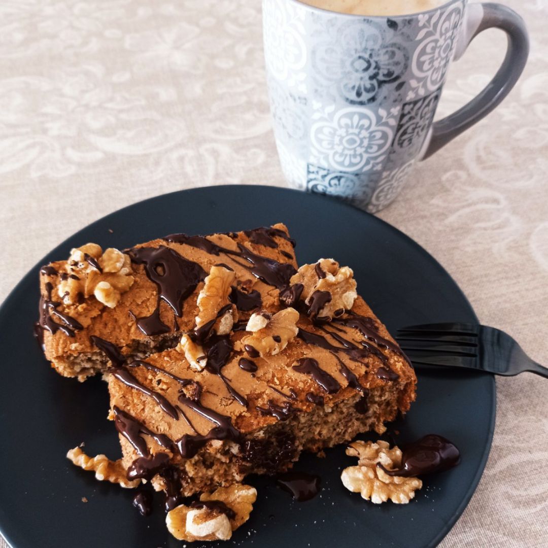 Banana cake