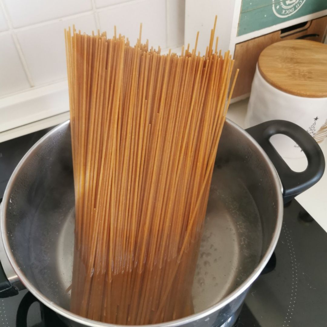 Espagueti con salsa de calabacín Step 0