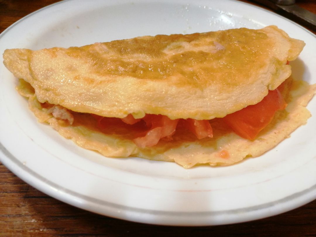 Crepe-tortilla de atún y tomate 🍳🥚🍅🥫 Crepe-tortilla de atún y tomate 🍳🥚🍅🥫