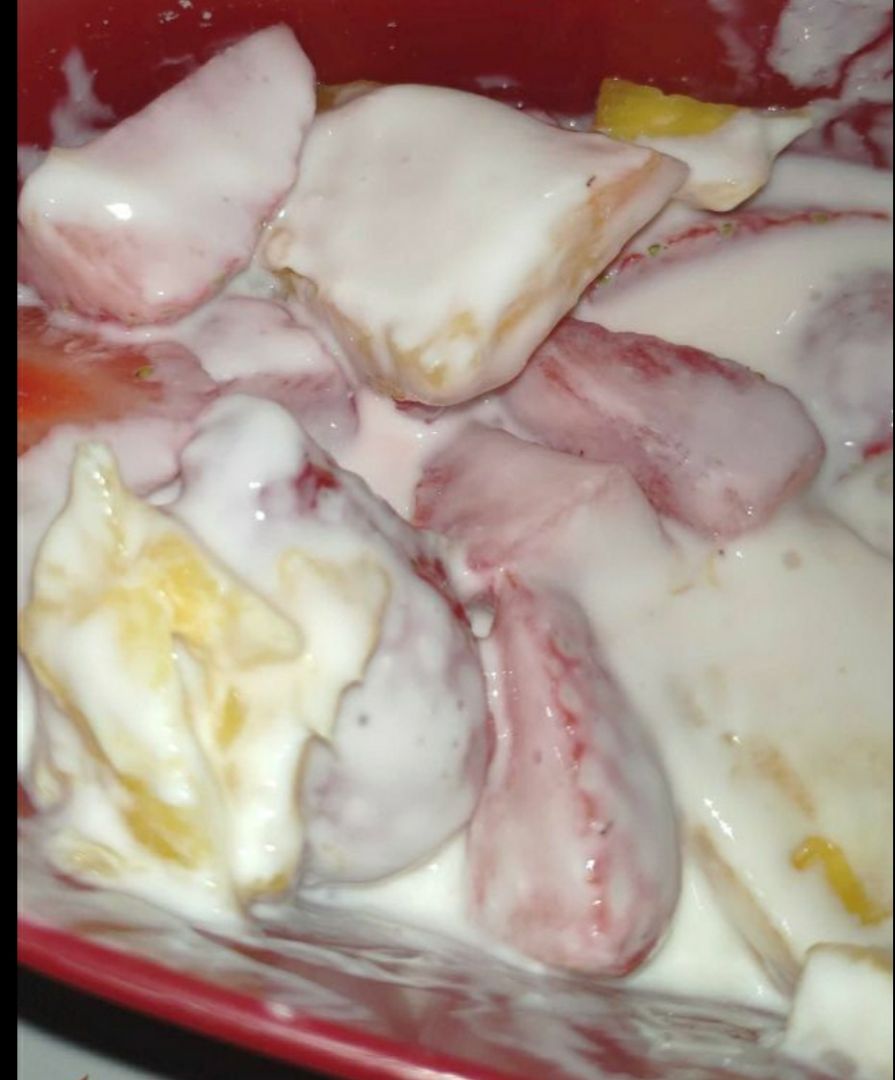 Kéfir con fresas y piña Kéfir con fresas y piña