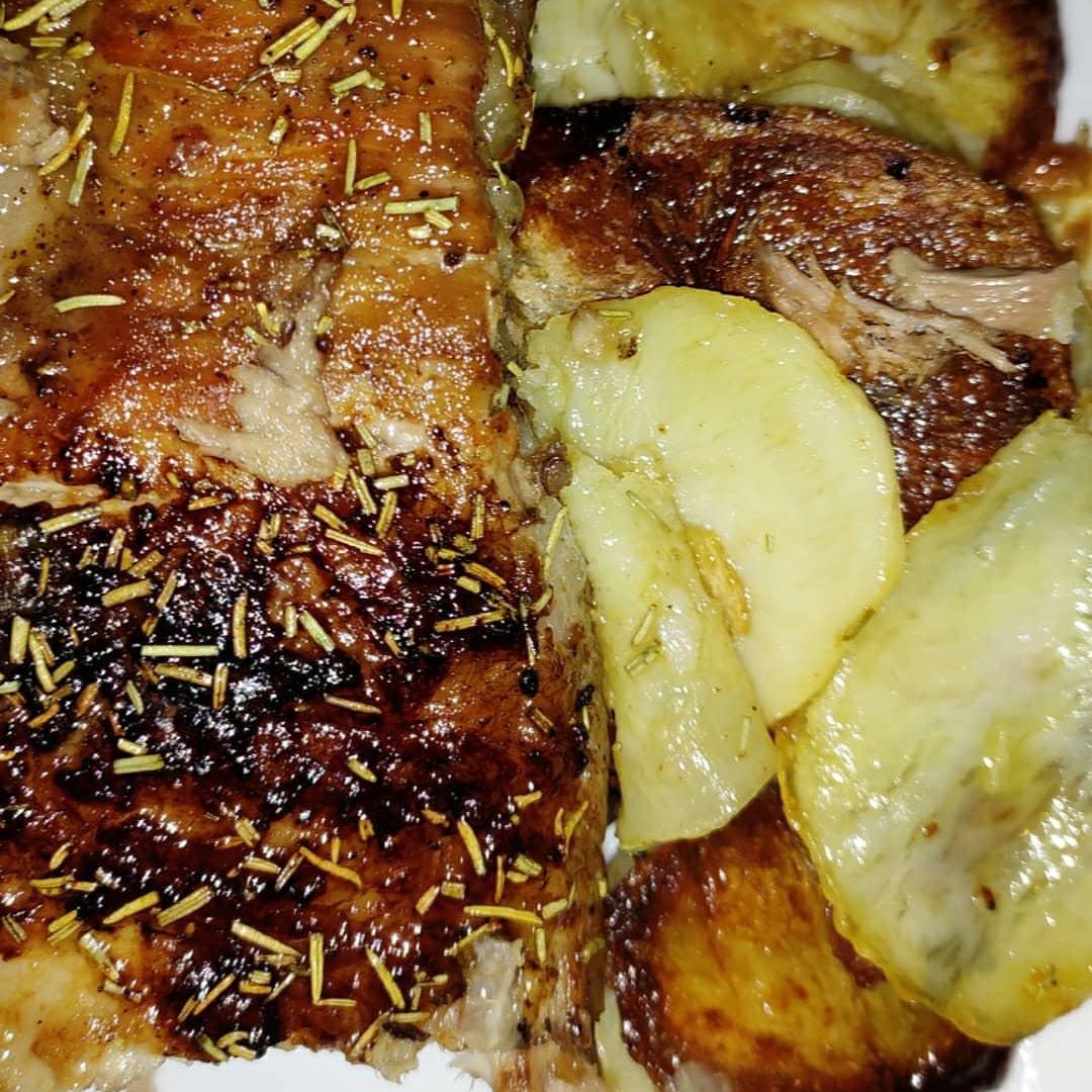 Costillas bien jugosas asadas Costillas bien jugosas asadas