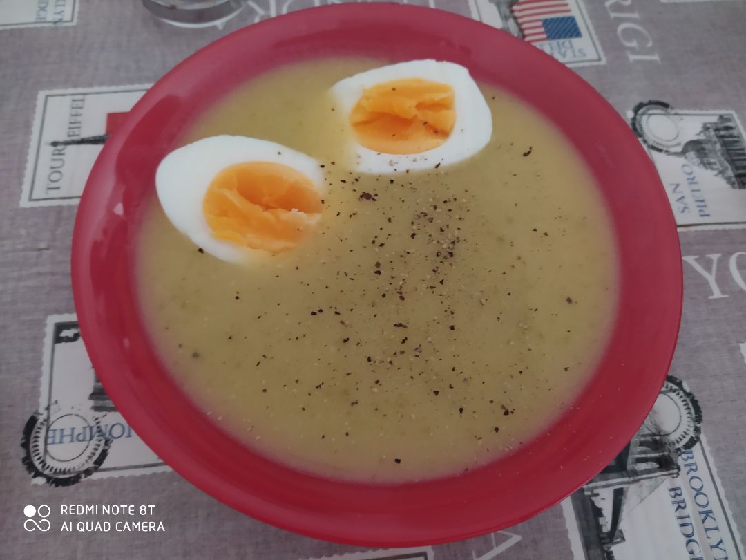 Sopa de verduras con huevo duro hecha en la Moulinex Sopa de verduras con huevo duro hecha en la Moulinex