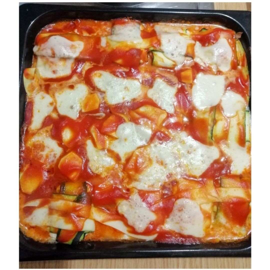 Raviolis de calabacin y queso al horno. Raviolis de calabacin y queso al horno.