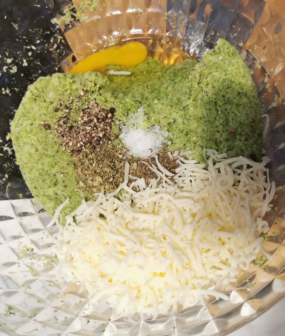 Pizza con base de brócoli  Paso 3