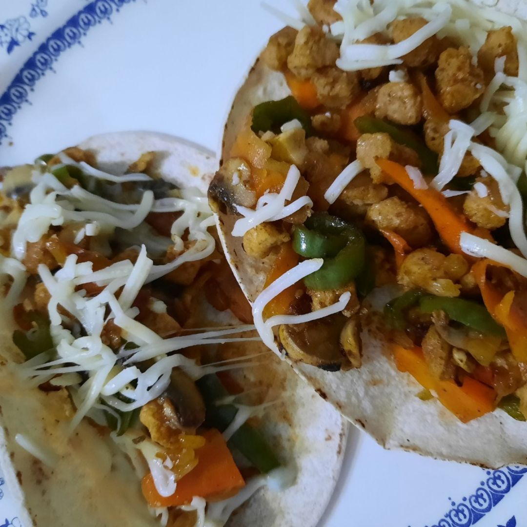 Tacos con soja texturizada y verduritas Tacos con soja texturizada y verduritas