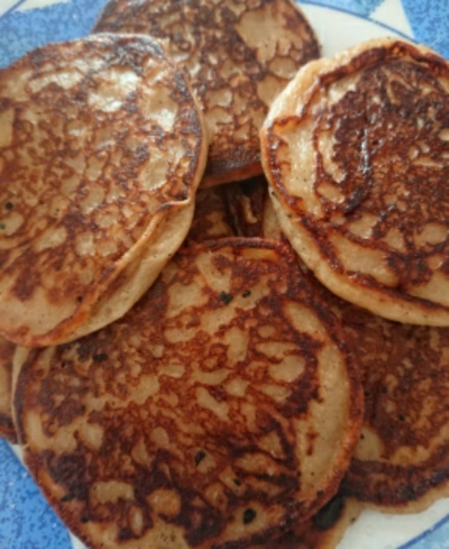 Tortitas de plátano y canela Tortitas de plátano y canela