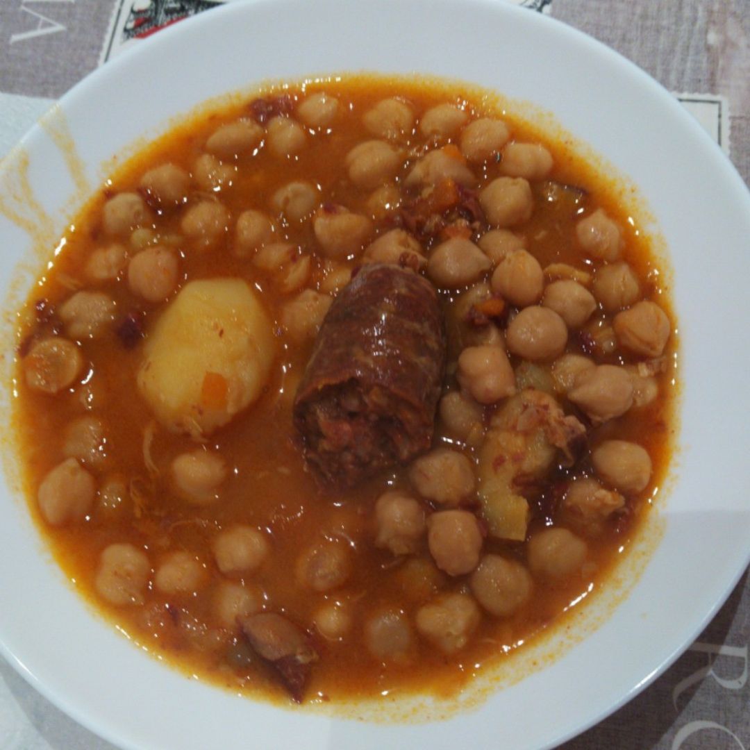 Guiso de garbanzos Guiso de garbanzos