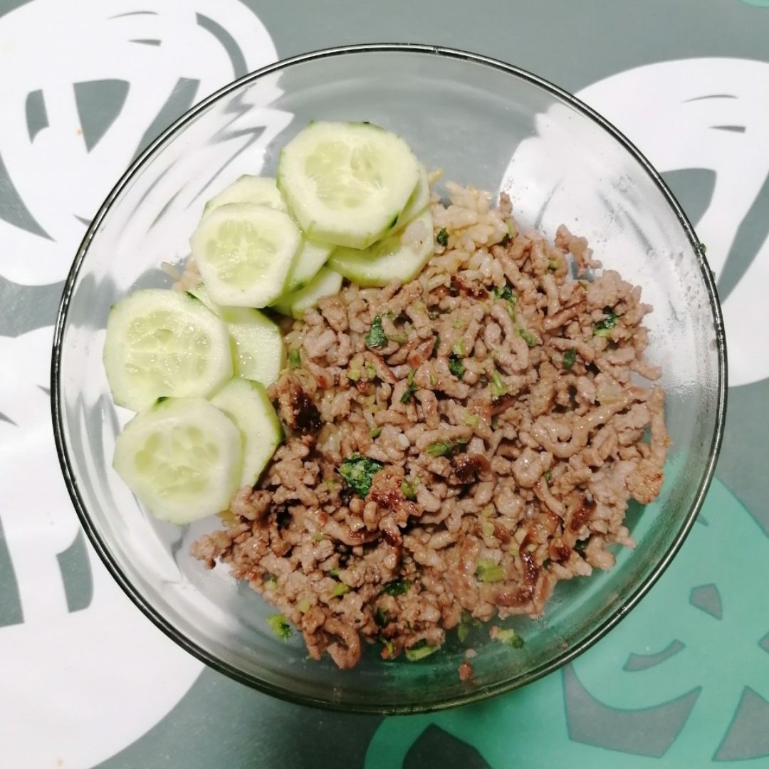 Arroz integral con ternera y pepino Arroz integral con ternera y pepino