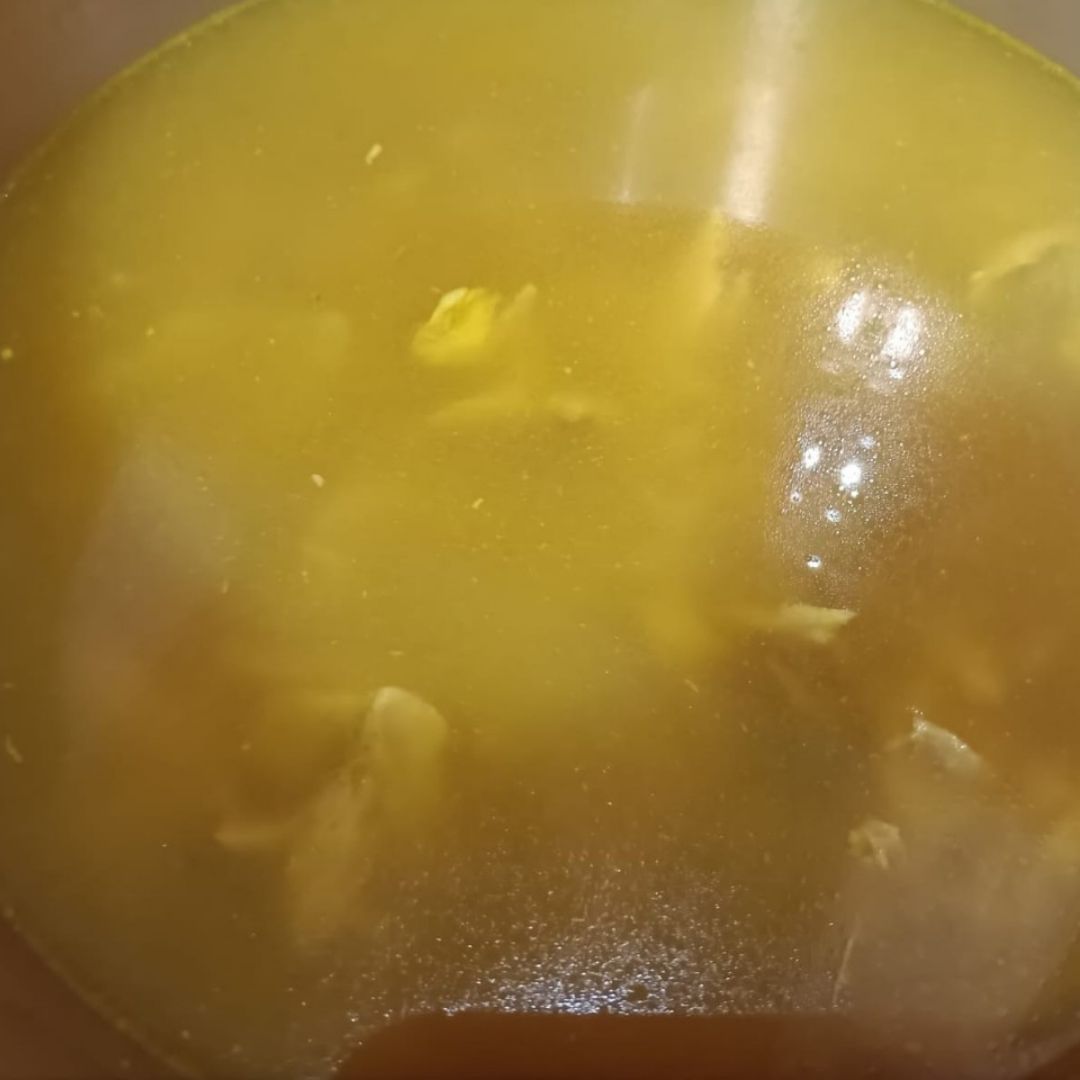 Caldito de pollo y verdura Caldito de pollo y verdura