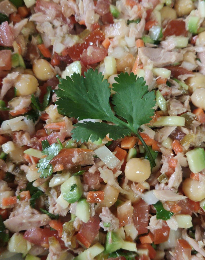 Ceviche de atún y garbanzos Ceviche de atún y garbanzos