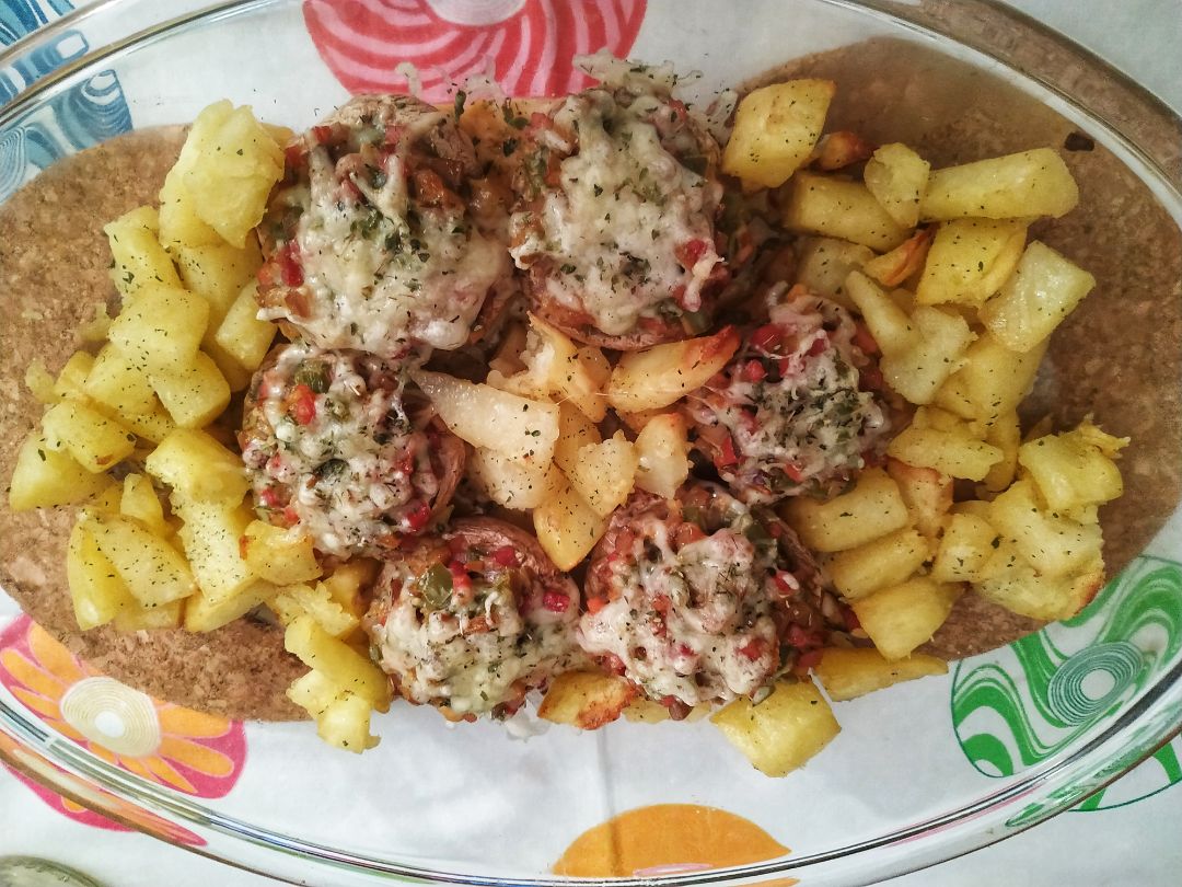 Champiñones rellenos con patatas al horno 🌼