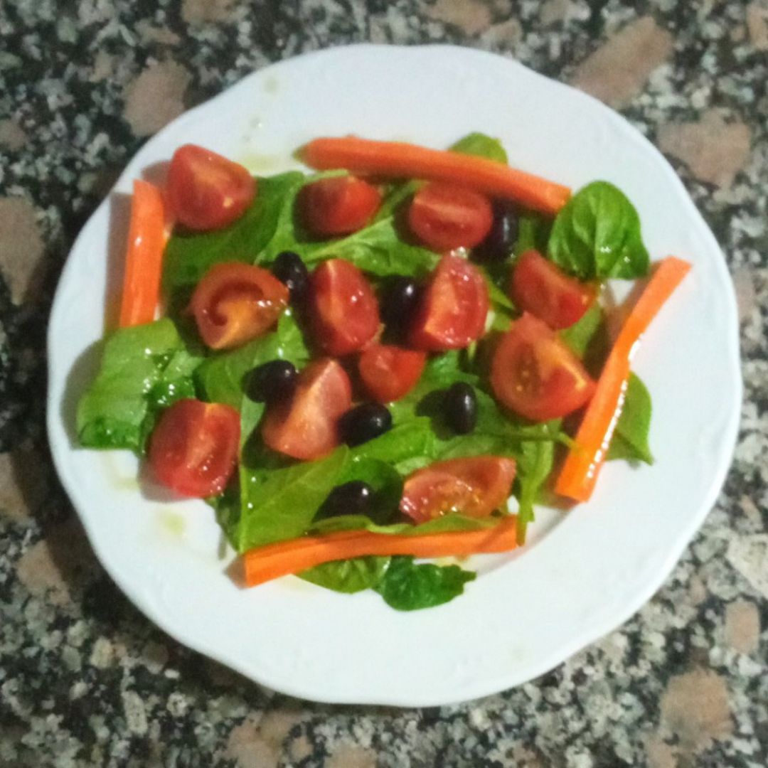 Ensalada mediterránea Ensalada mediterránea