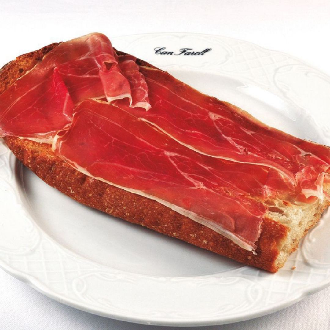 Tostada jamón y aove Tostada jamón y aove