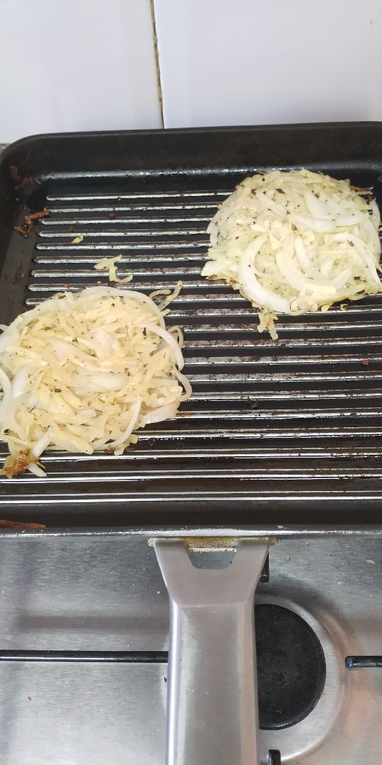 Rösti de patata con huevo poché
Paso 2 Rösti de patata con huevo poché
Paso 2