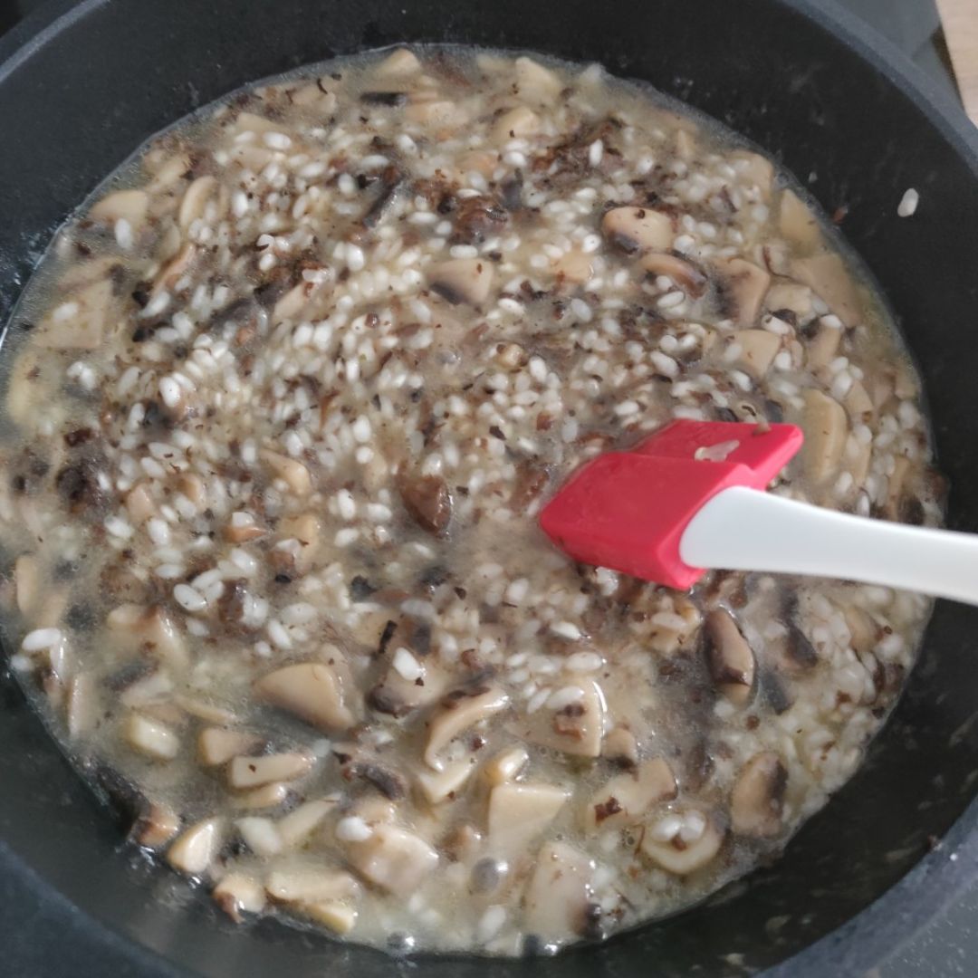 Risotto de champiñones y trufa Paso 2 Risotto de champiñones y trufa Paso 2