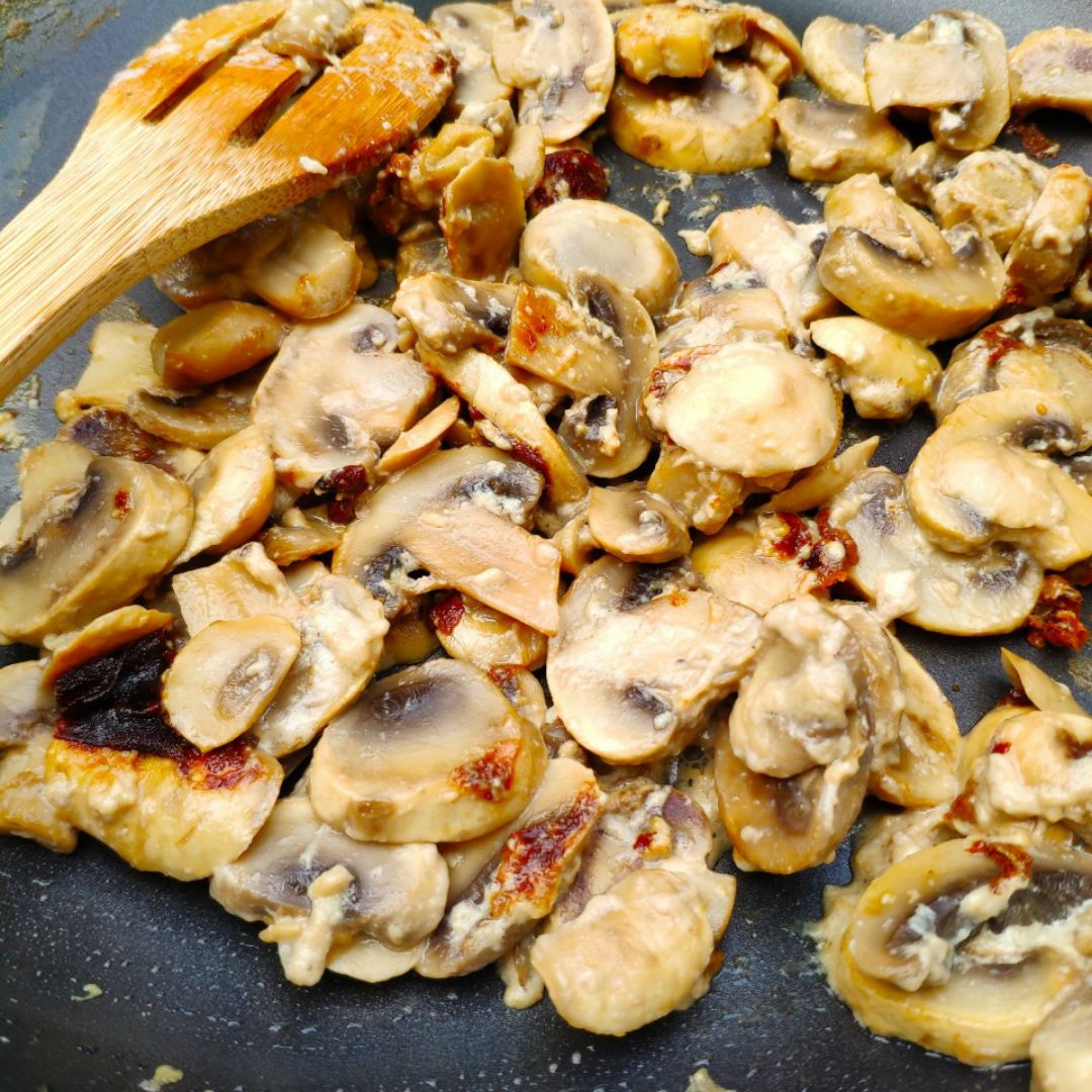 Hummus de Champiñones 🍄 Paso 2 Hummus de Champiñones 🍄 Paso 2