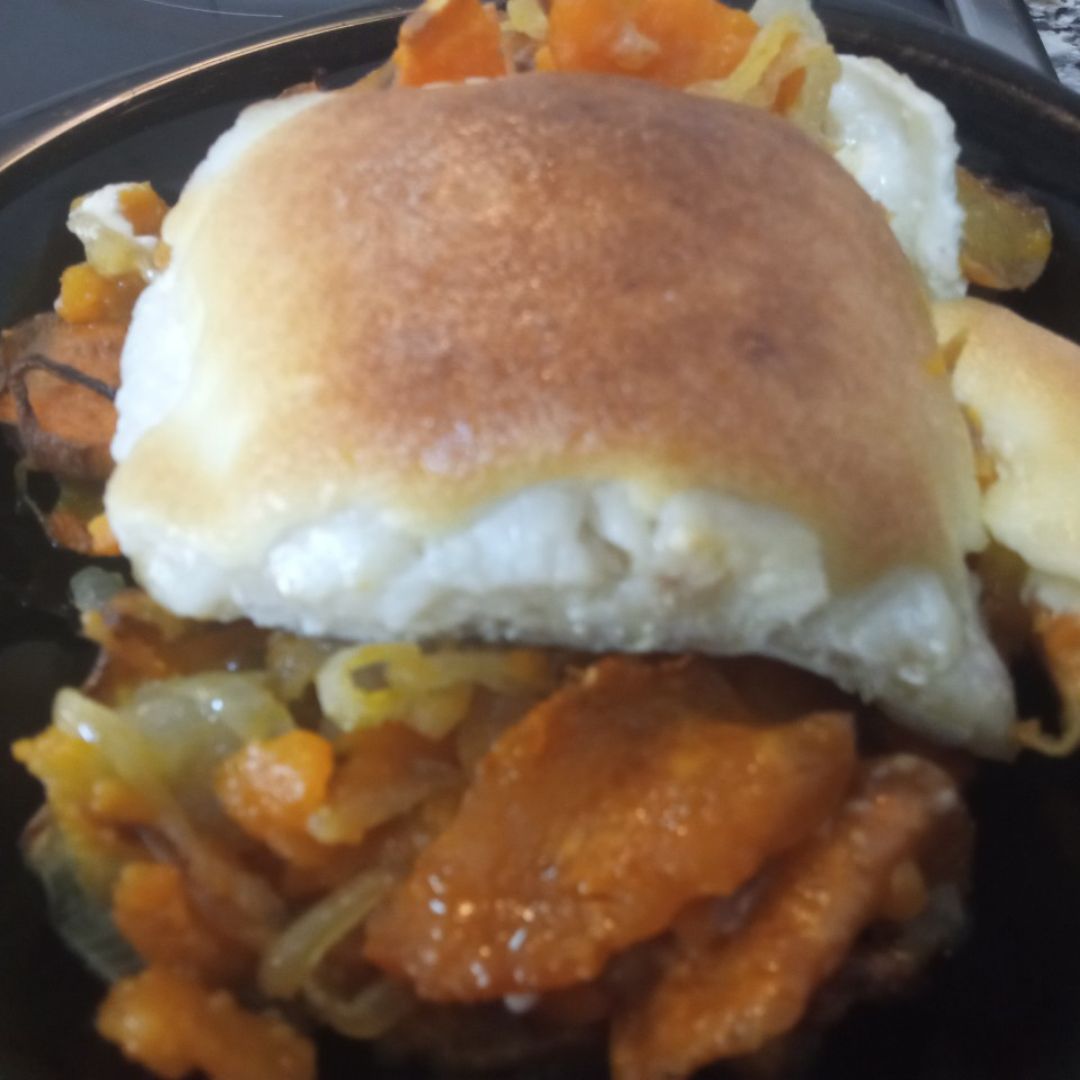 Boniato asado con bacalao granidado Boniato asado con bacalao granidado
