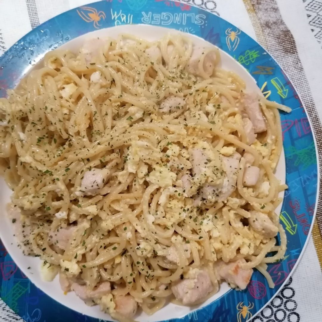 Pasta con pollo 