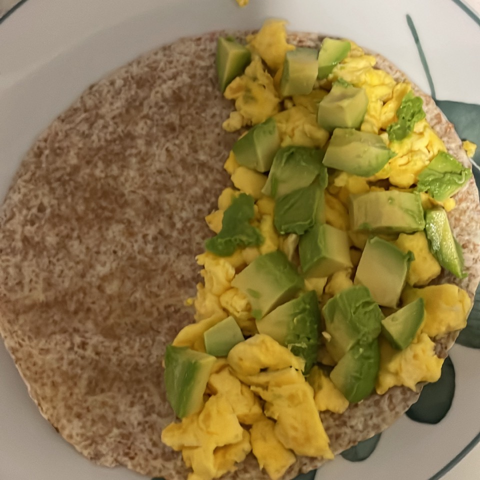 Tortita de huevo y aguacate Tortita de huevo y aguacate