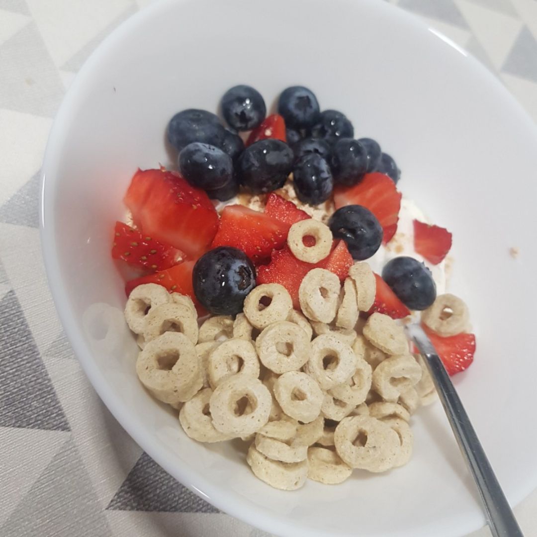 Yogur con avena crunchy Yogur con avena crunchy