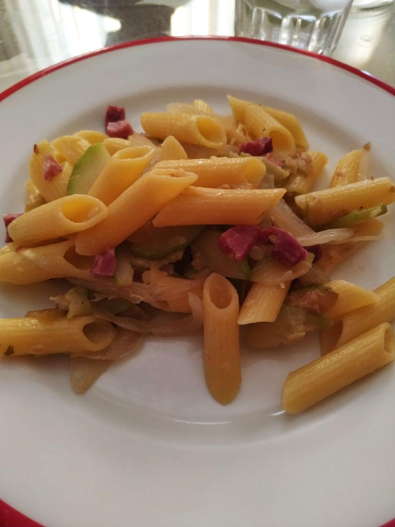 Macarrones con calabacín Macarrones con calabacín