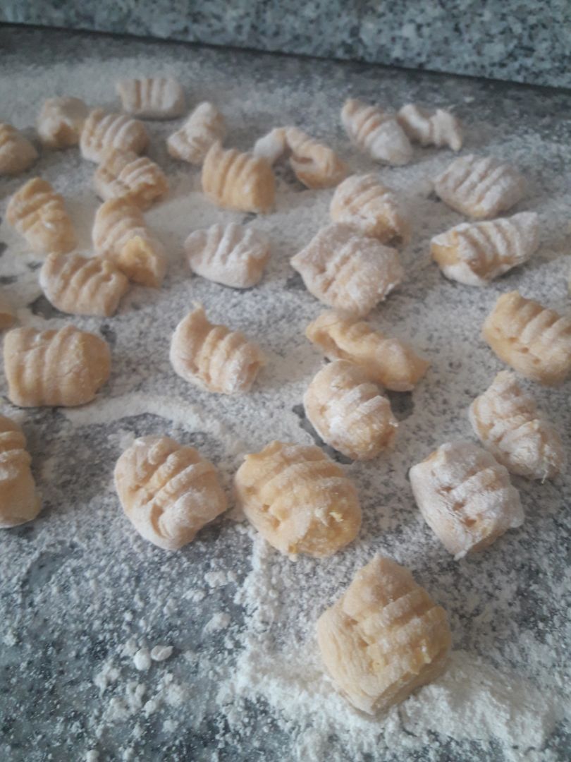 Gnocchi de patatas y boniato. Paso 5 Gnocchi de patatas y boniato. Paso 5