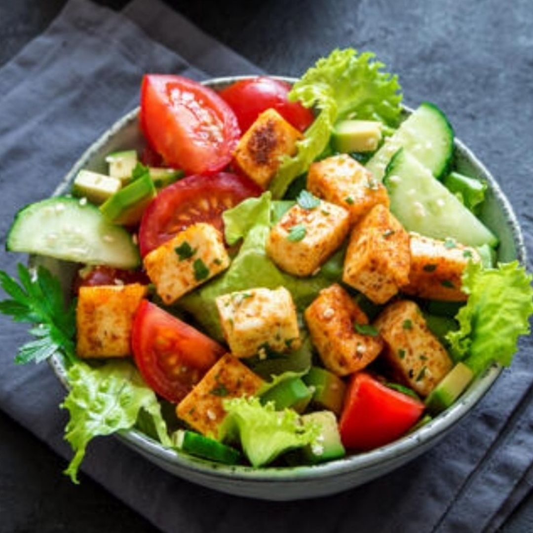 Ensalada de pepino hindú y tofu Ensalada de pepino hindú y tofu
