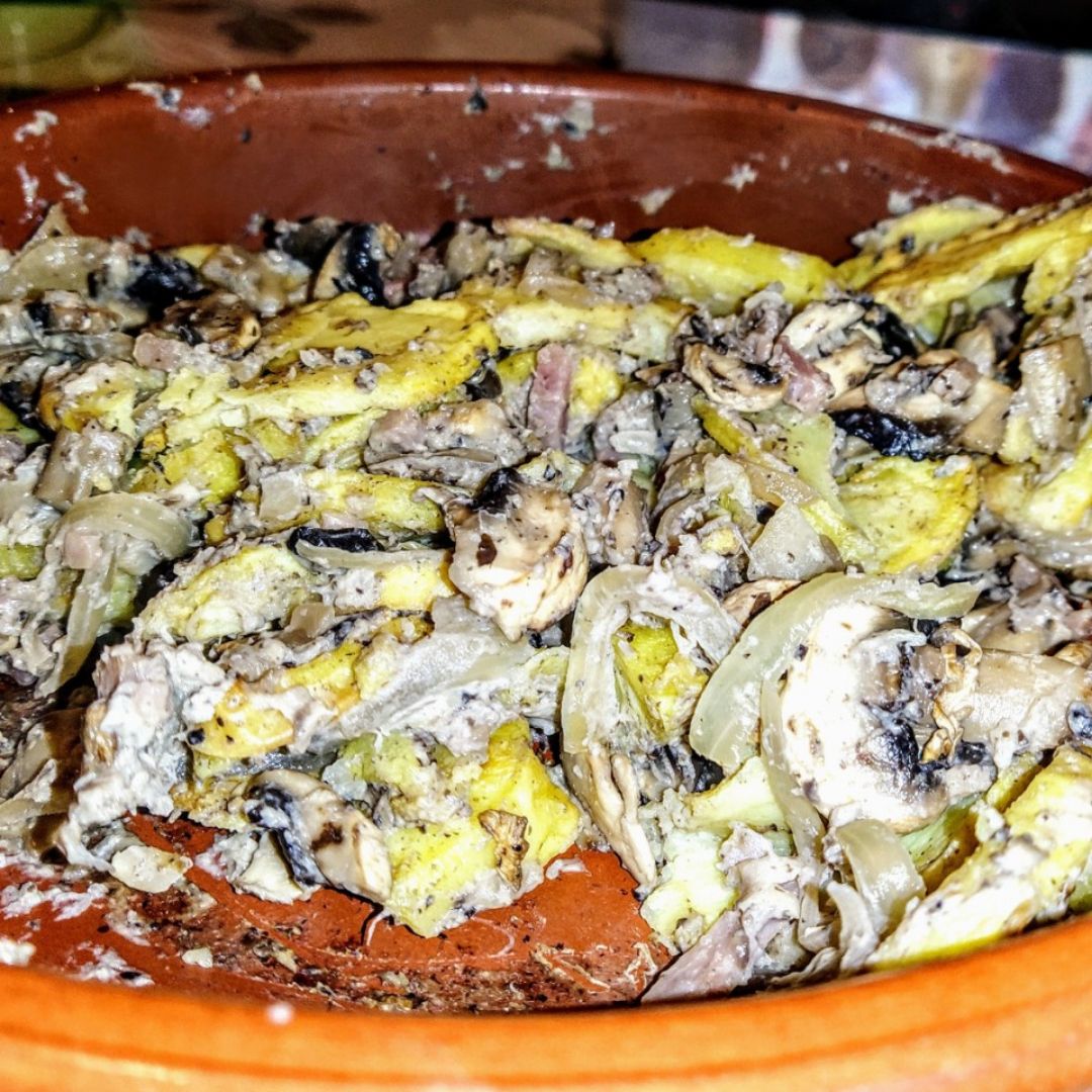 Revuelto con salsa de champiñones 🧅 Revuelto con salsa de champiñones 🧅