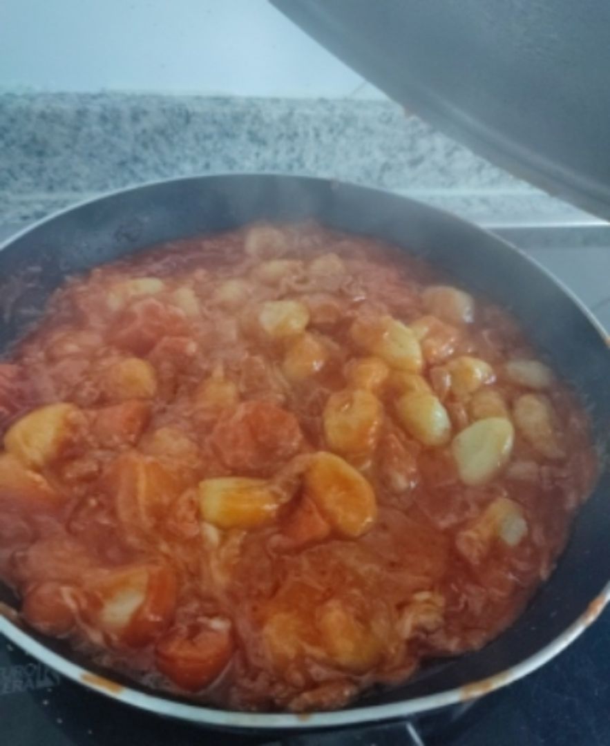 Gnocchis (ñoquis) con tomate Gnocchis (ñoquis) con tomate