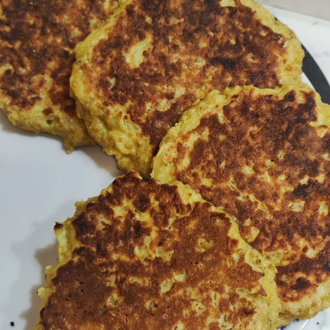 Hamburguesas de bulgur, queso de cabra 🐐 y miel 🐝 Hamburguesas de bulgur, queso de cabra 🐐 y miel 🐝