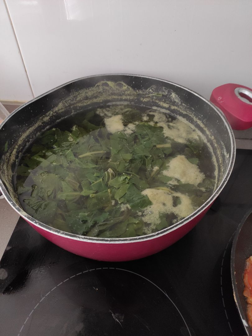 Arroz con acelgas y merluza Paso 0