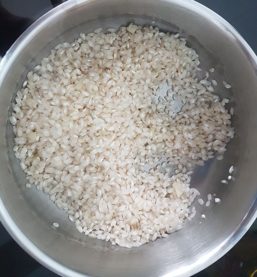 Arroz con huevo y tomate Paso 2 Arroz con huevo y tomate Paso 2